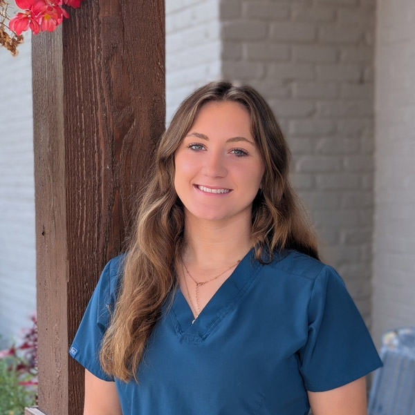 12-Cason,-Vet-Assistant