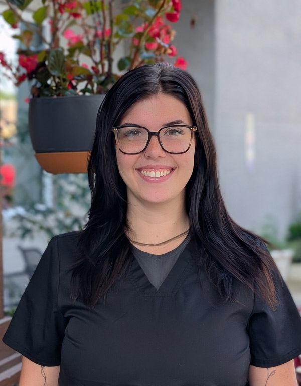 14-Jadyn,-Vet-Assistant