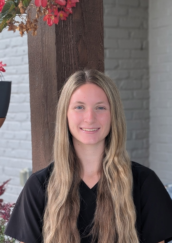 15-Caylin,-Kennel-Assistant