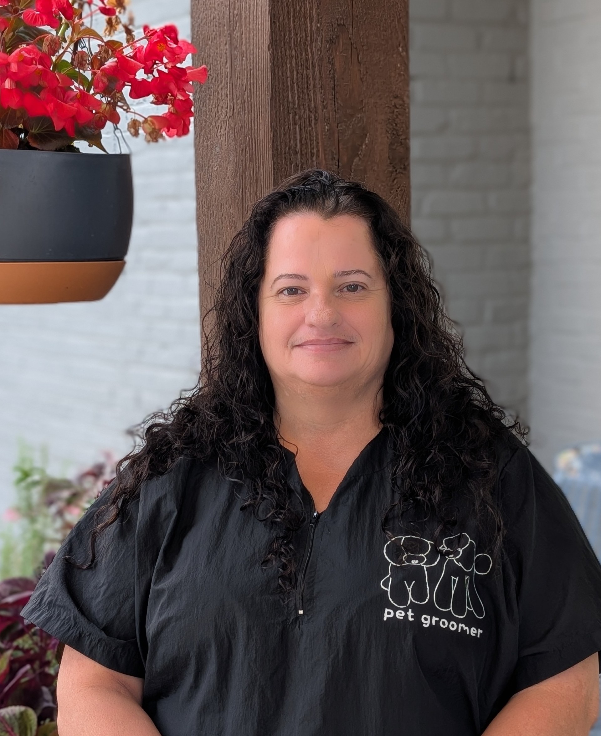 4-Michelle, Lead Groomer