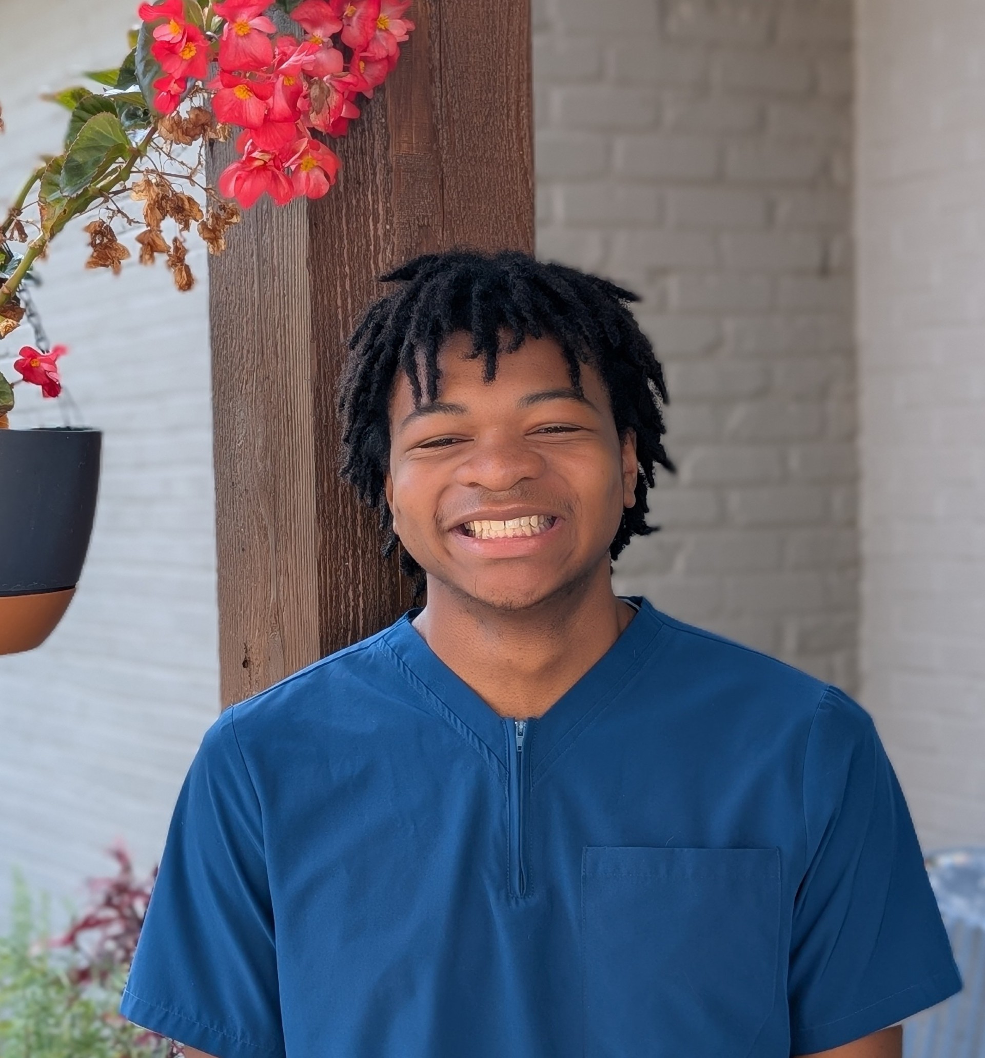 6-Noah, Kennel Manager